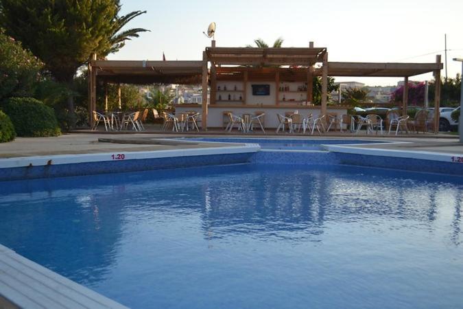 Cesme Ladin Hotel Exteriör bild