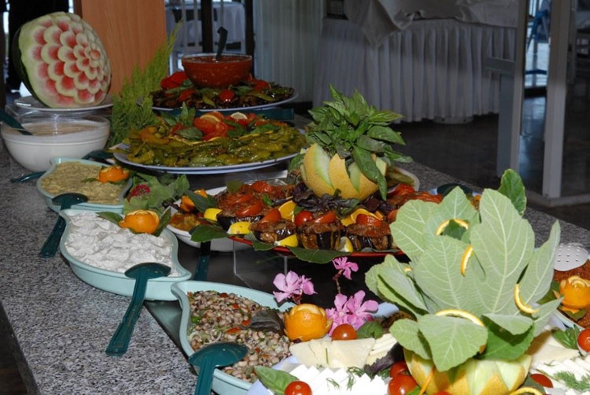 Cesme Ladin Hotel Exteriör bild