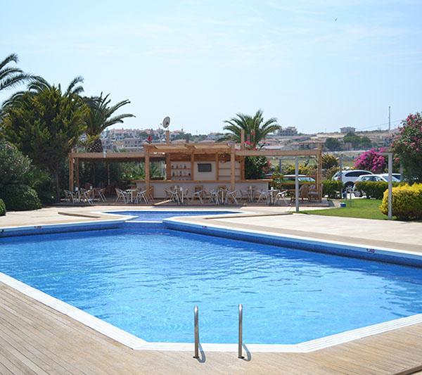 Cesme Ladin Hotel Exteriör bild